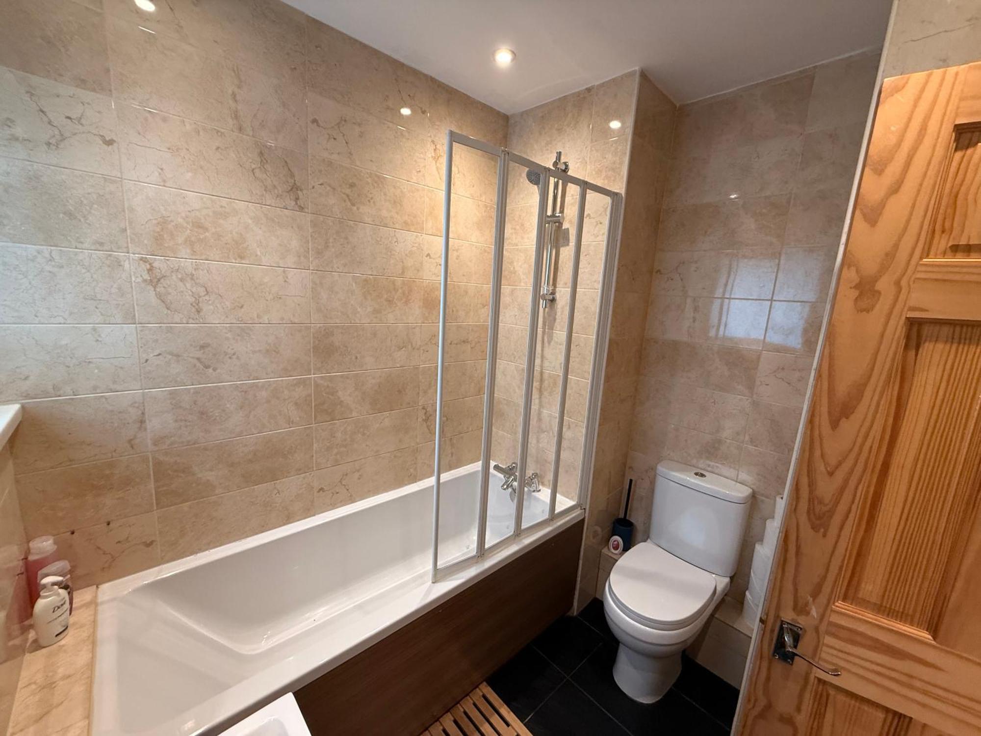 Two Bedroom Flat In The Heart Of London Eksteriør bilde