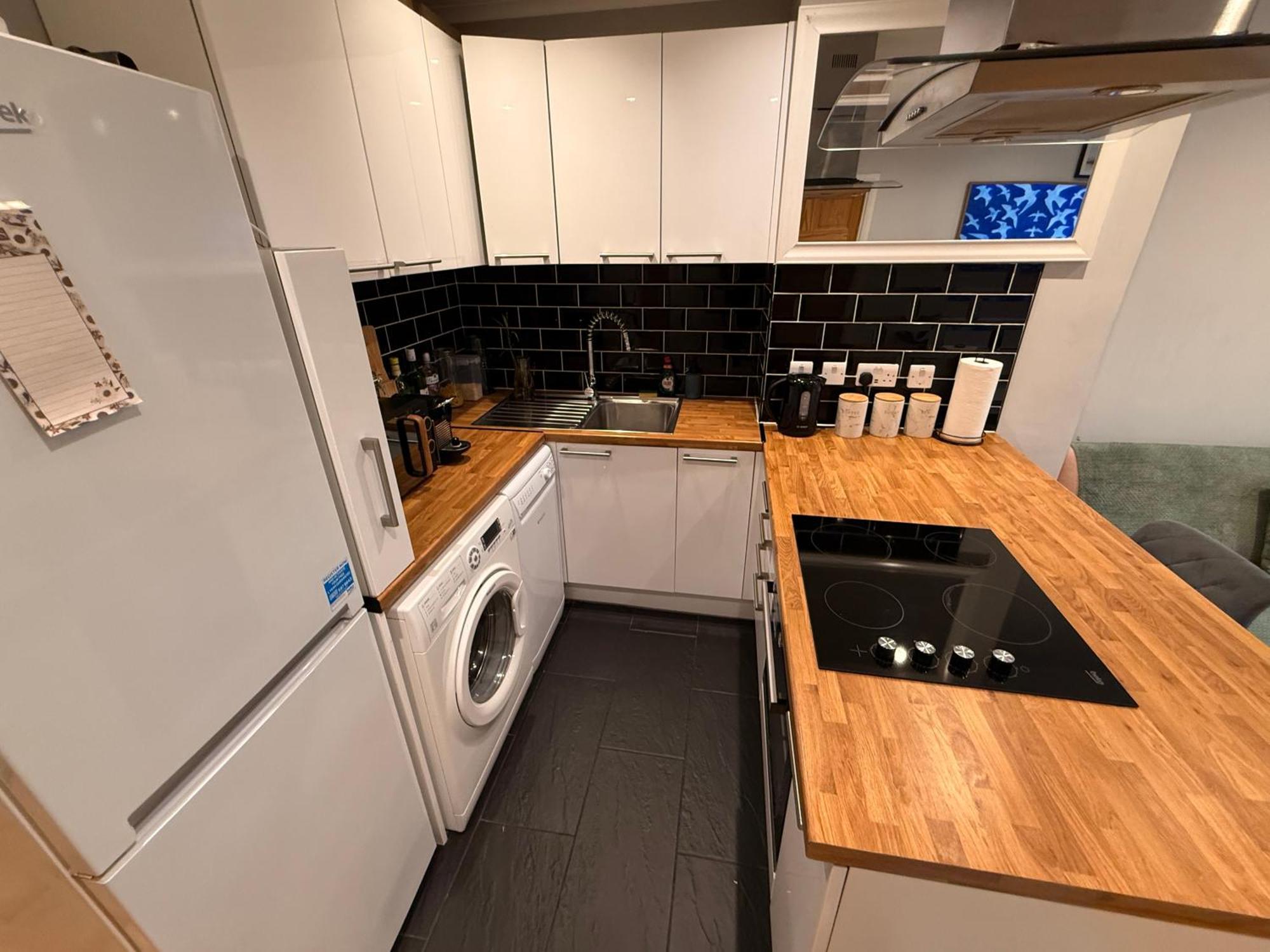 Two Bedroom Flat In The Heart Of London Eksteriør bilde